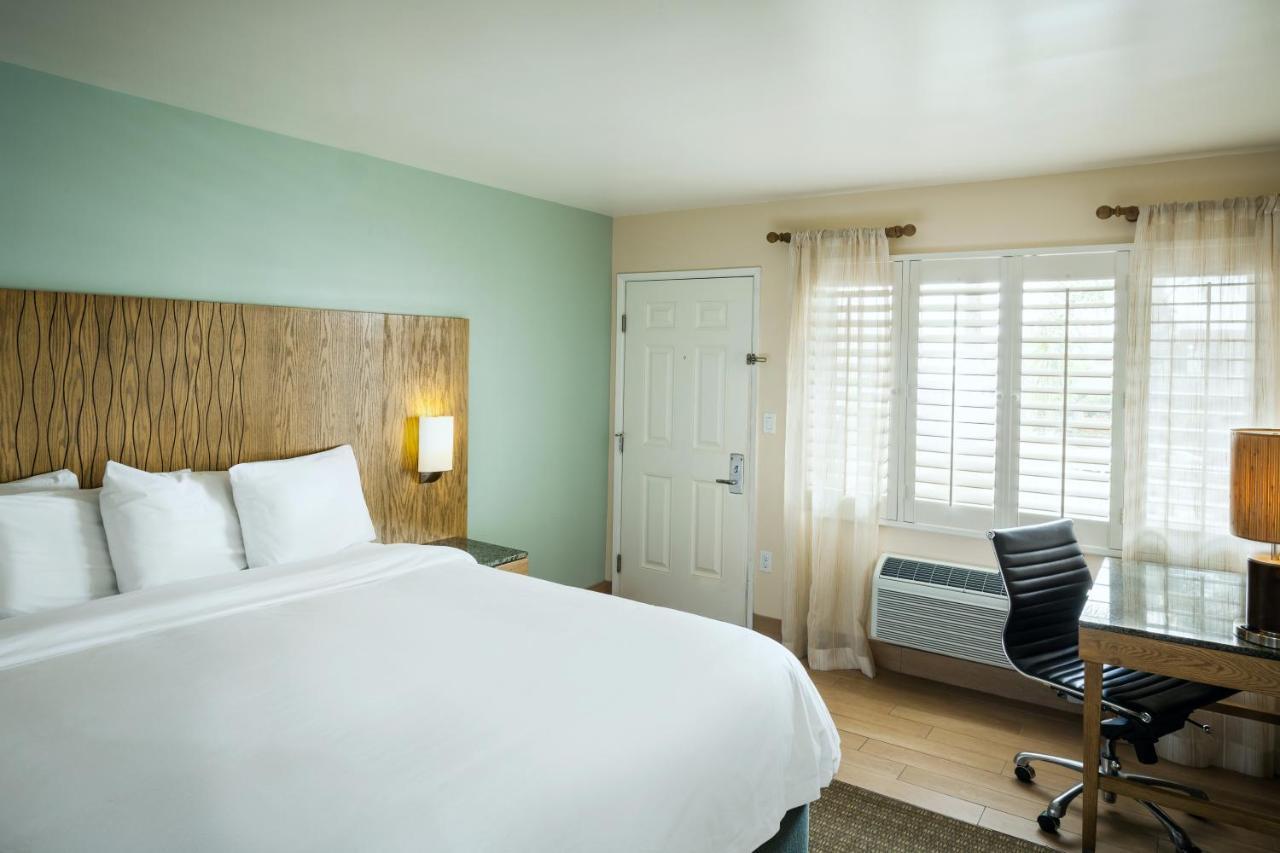 PB Surf Beachside Inn San Diego Exterior foto